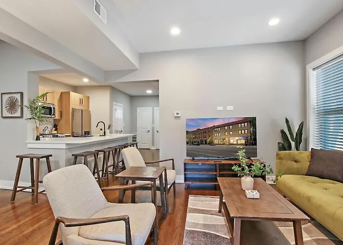 3br Spacious With In-unit Laundry - Kedzie 3f *