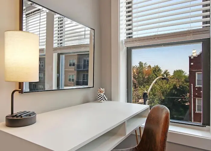 3br Spacious With In-unit Laundry - Kedzie 3f